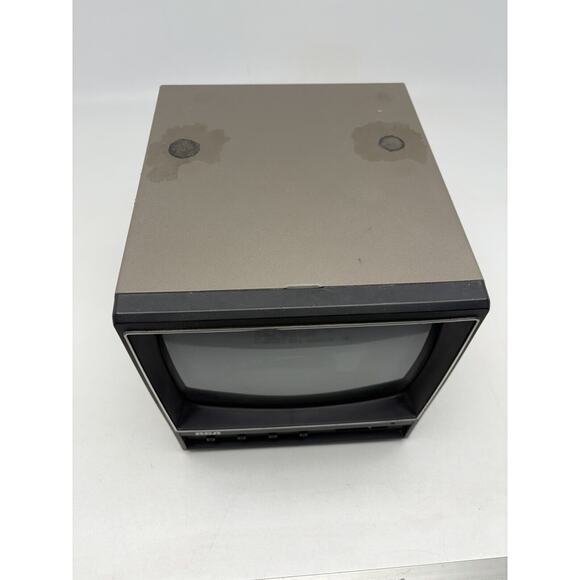 RCA Model No. TC1110 AC 120V 60Hz 33W 17W Video Monitor Made in Japan Works - Picture 2 of 6